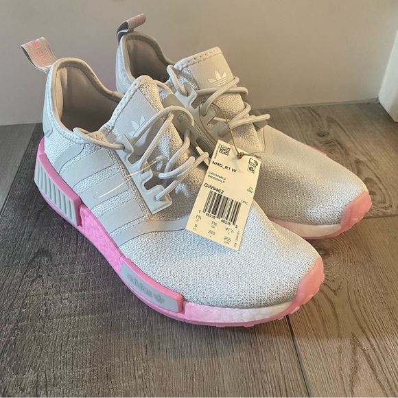 New Adidas Originals Womens NMD_R1 W Sneakers Grey Pink White Size 9 - Picture 2 of 8